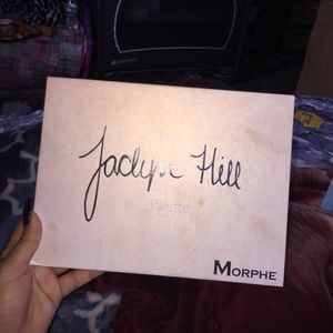 Jaclyn hill eyeshadow pallet